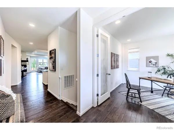 233 Dassault ST, Fort Collins, CO 80524