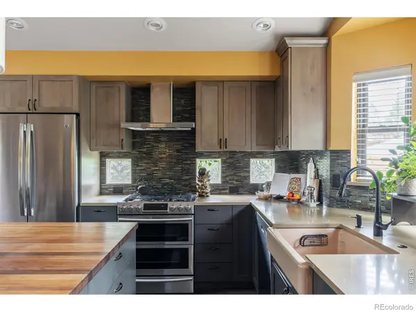 8036 James CT, Niwot, CO 80503