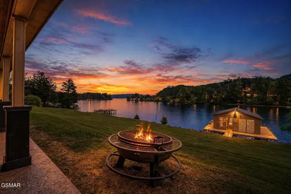 326 Chamberlain Cove Road, Kingston, TN 37763