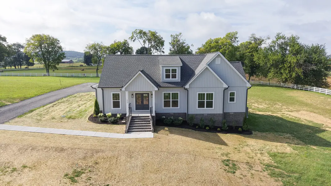 55 Cobb Rd, Castalian Springs, TN 37031