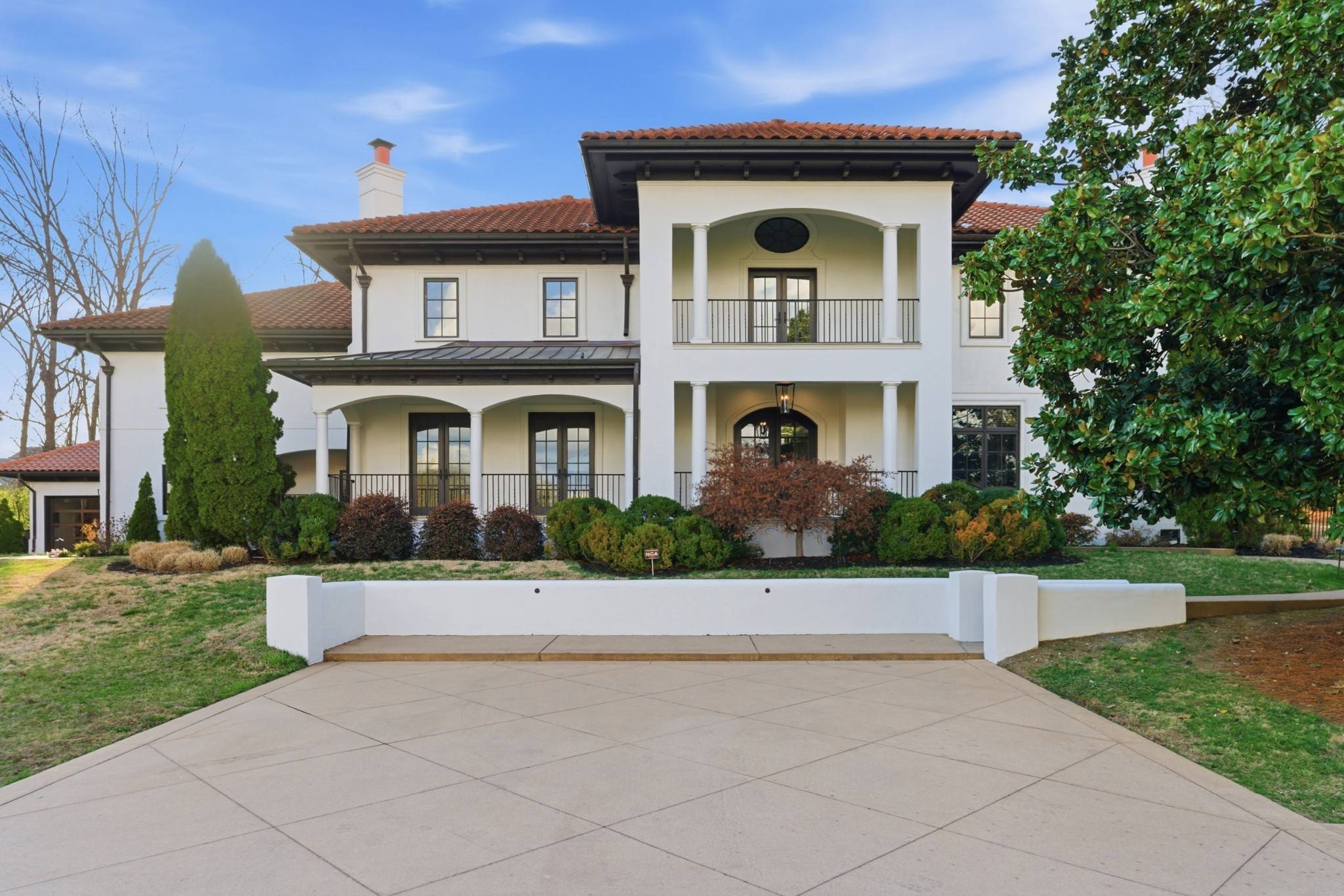 4301 Esteswood Dr, Nashville, TN 37215
