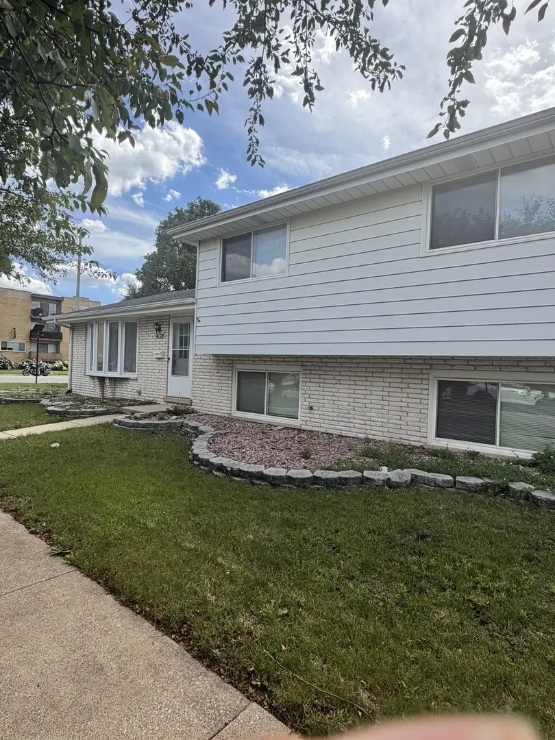 4024 W 103rd ST, Oak Lawn, IL 60453