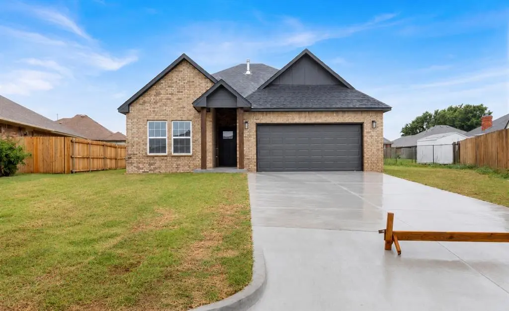 4804 Montrose DR, Oklahoma City, OK 73115