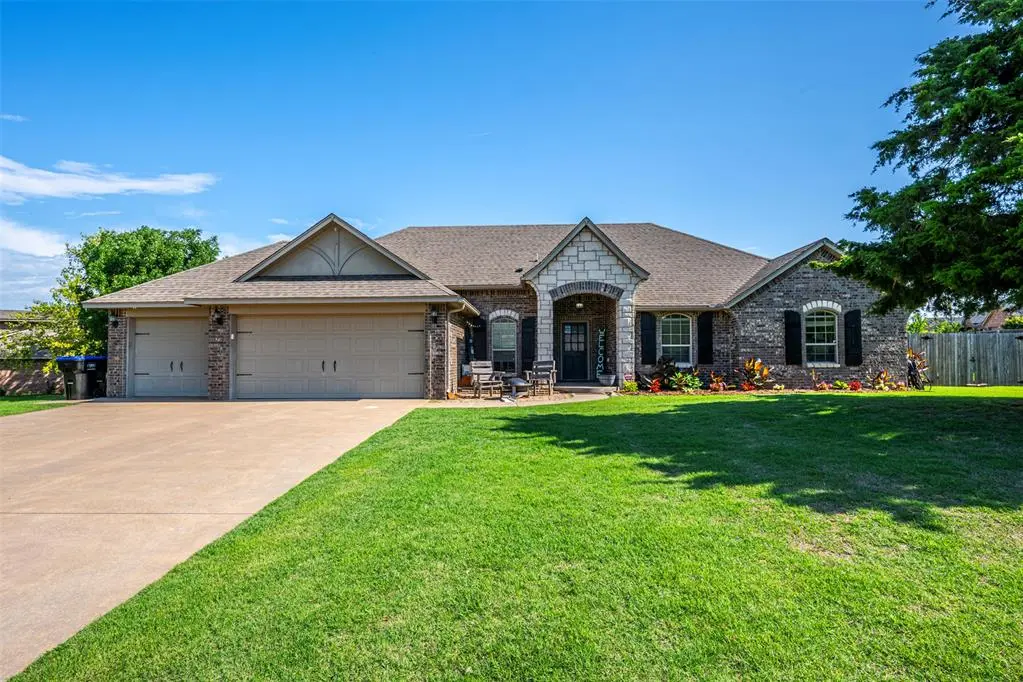 7738 Highland BLVD, Edmond, OK 73025