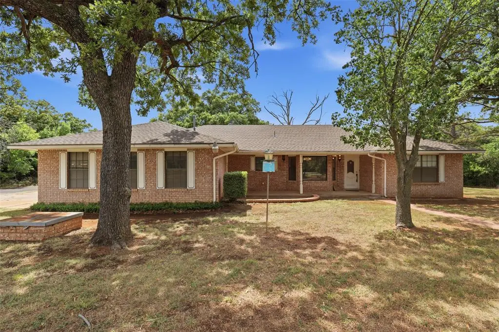 2188 Foster DR, Duncan, OK 73533