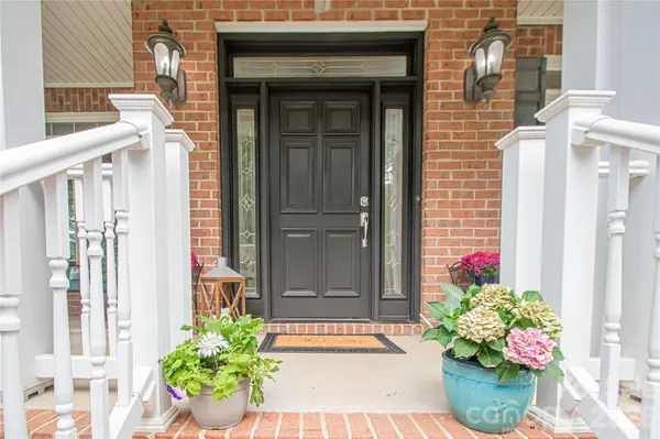 1015 Estate LN, Matthews, NC 28104