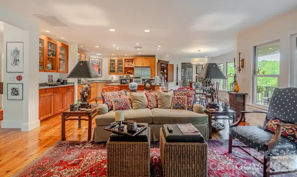 77 Chestnut ST #106, Tryon, NC 28782