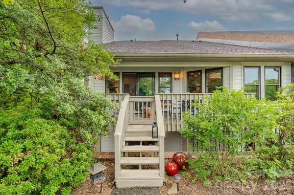 77 Chestnut ST #106, Tryon, NC 28782