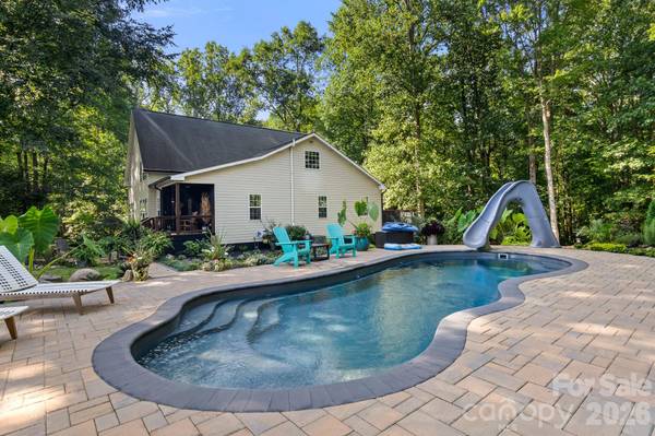 613 Perry RD, Troutman, NC 28166