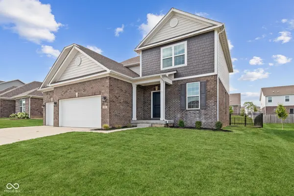 974 Mound ST, Bargersville, IN 46106