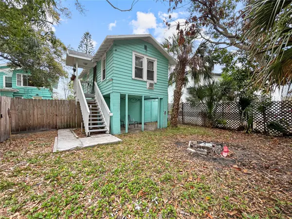 626 37TH AVE S, St Petersburg, FL 33705