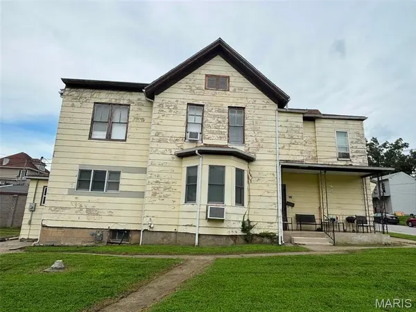 700 Center ST, Hannibal, MO 63401