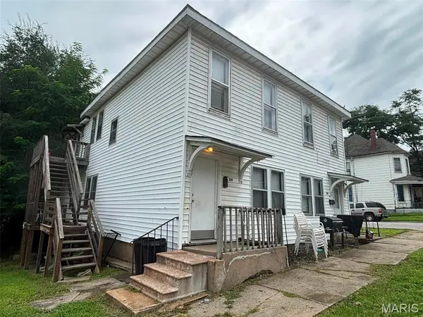 219-221 N 7th ST, Hannibal, MO 63401