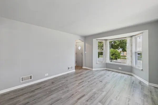 6103 W 35th ST, Cicero, IL 60804