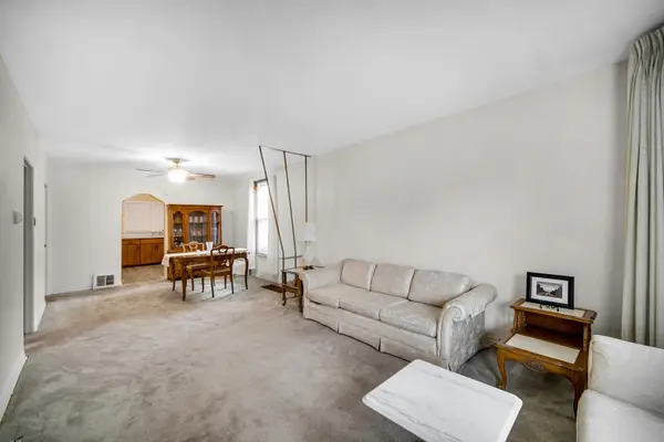 7621 S Perry AVE, Chicago, IL 60620