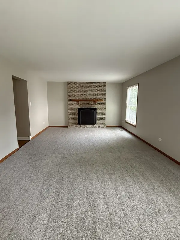 1711 Corregidor ST, Joliet, IL 60435