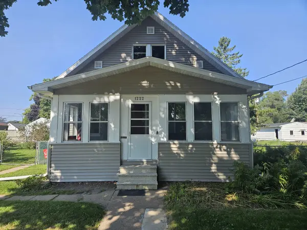 1222 Wallgate Avenue, Waterloo, IA 50701