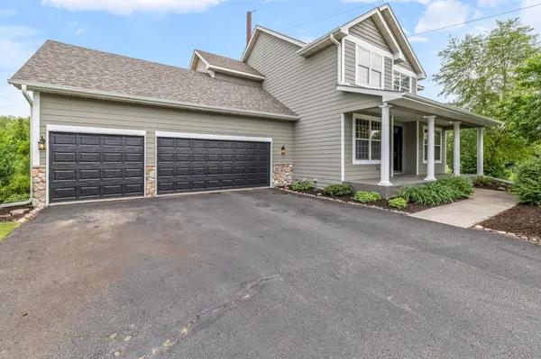 618 Tupelo WAY, Chaska, MN 55318