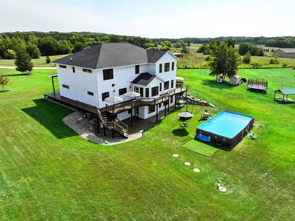 606 Venture LN NE, Alexandria, MN 56308