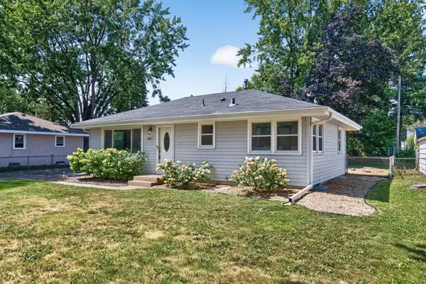4617 Sumter AVE N, New Hope, MN 55428