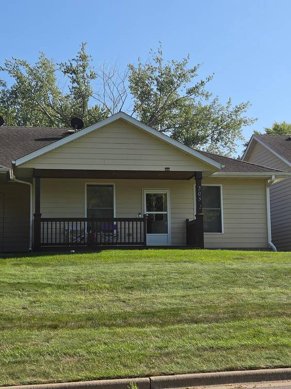 305 Maple AVE, Waverly, MN 55390