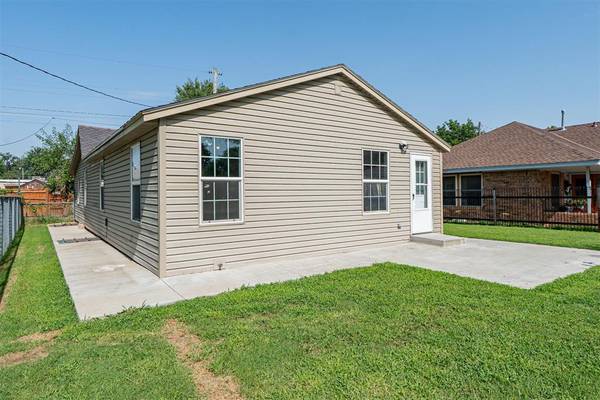 2518 N Adams ST, Enid, OK 73701