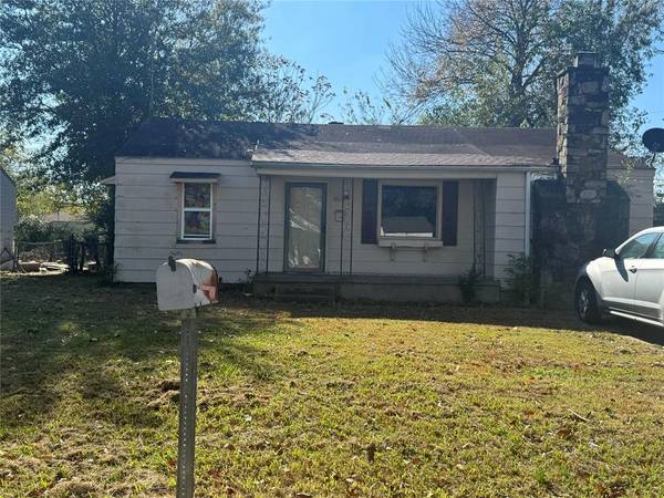 1609 Avondale ST, Muskogee, OK 74403