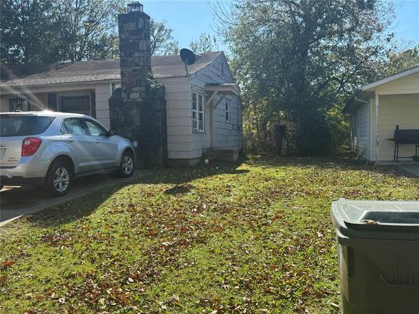 1609 Avondale ST, Muskogee, OK 74403