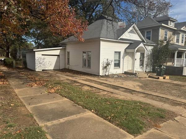 1324 W Broadway ST, Muskogee, OK 74401