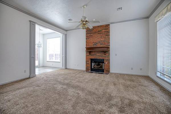 1219 Regency CT, Kingfisher, OK 73750