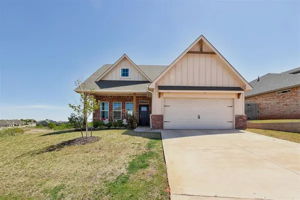 18524 Autumn Grove DR, Edmond, OK 73012
