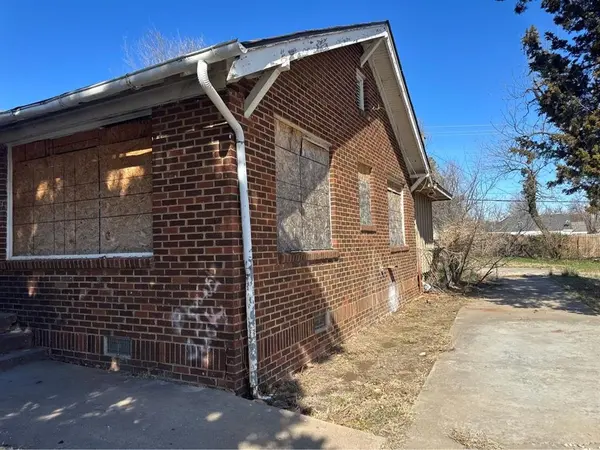 3831 NW 10th ST, Oklahoma City, OK 73107