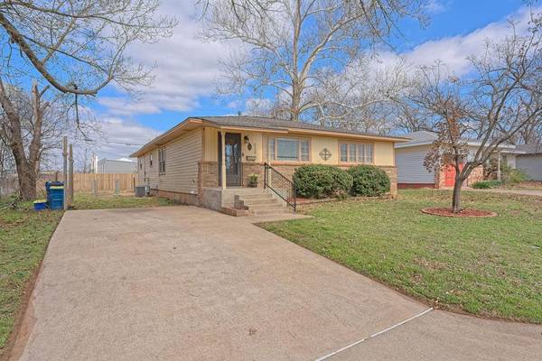 616 E Maple AVE, Stillwater, OK 74074