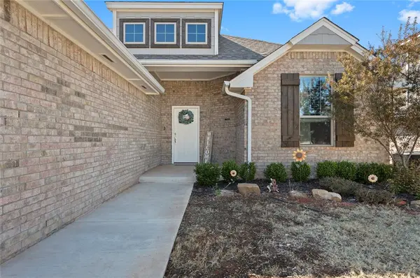 18801 Austin PL, Edmond, OK 73012