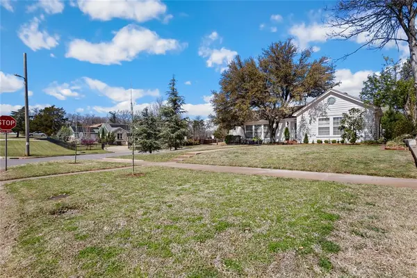 1559 NW 37th ST, Oklahoma City, OK 73118