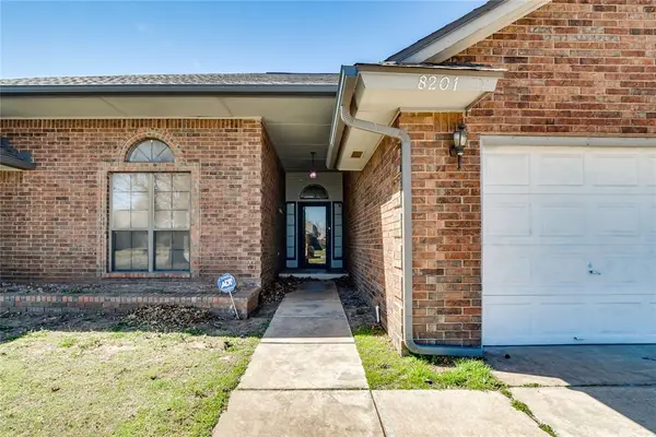 8201 Harvest Hills South BLVD, Oklahoma City, OK 73132