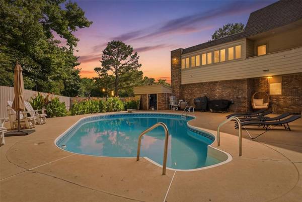1700 Augusta DR, Ada, OK 74820