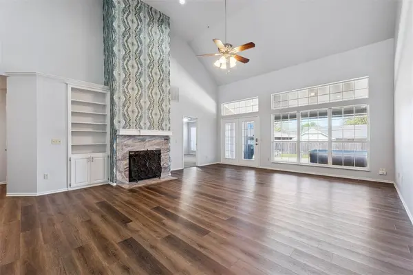 11937 N Mustang RD, Yukon, OK 73099