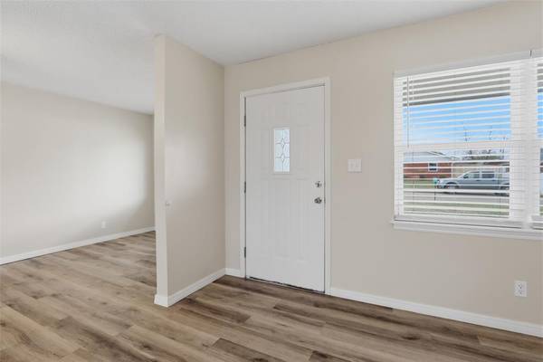 228 S 5th AVE, Stroud, OK 74079