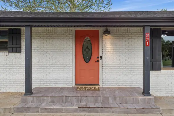 221 S Pybas ST, Washington, OK 73093