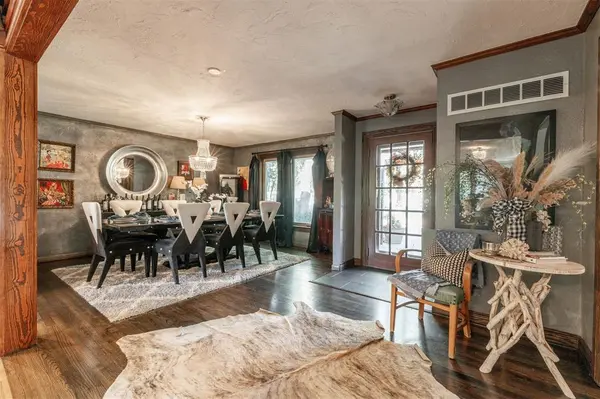 9405 Silver Lake DR, Oklahoma City, OK 73162