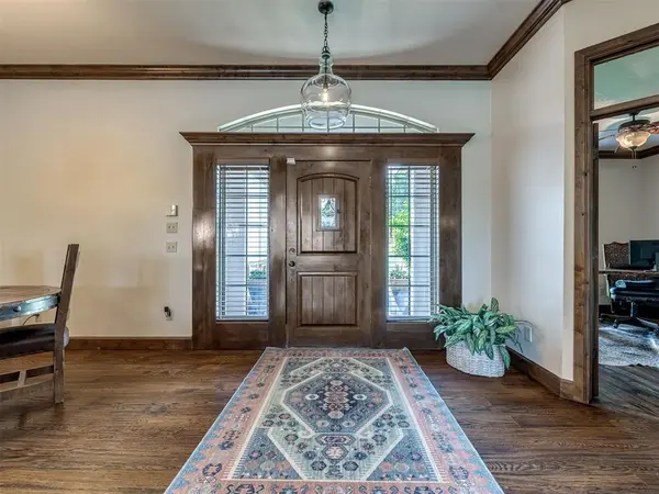 1317 Narrows Bridge CIR, Edmond, OK 73034