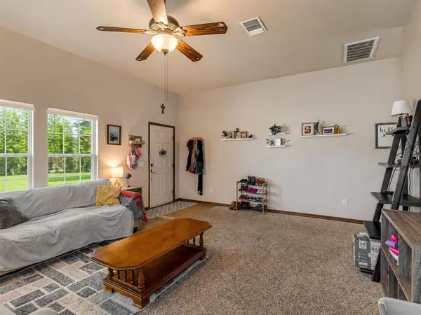 18512 Piedra DR, Edmond, OK 73012