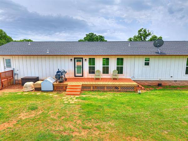 30588 Propane RD, Wanette, OK 74878