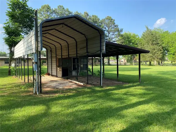 506 E Mosely ST, Valliant, OK 74764