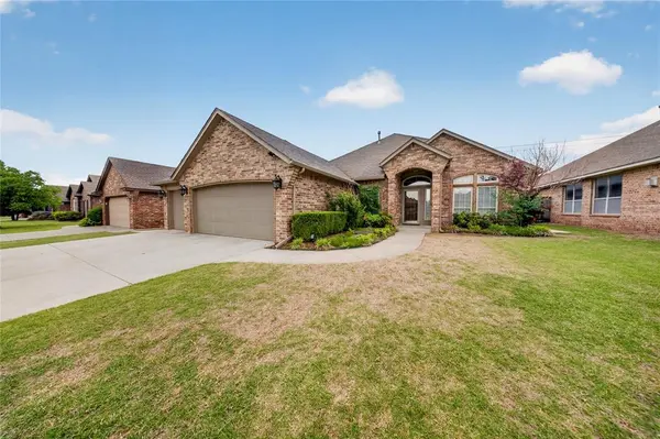 2712 SW 141st ST, Oklahoma City, OK 73170