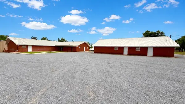 610 S Church CTR,  Eakly,  OK 73033