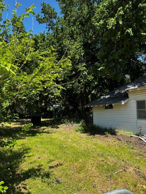 417 S 5th ST, Okemah, OK 74859