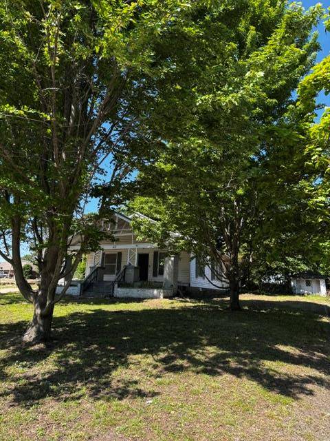 417 S 5th ST, Okemah, OK 74859