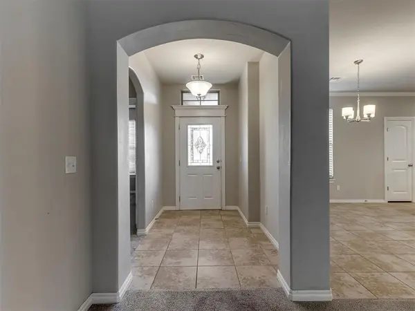 8216 NW 160th TER, Edmond, OK 73013